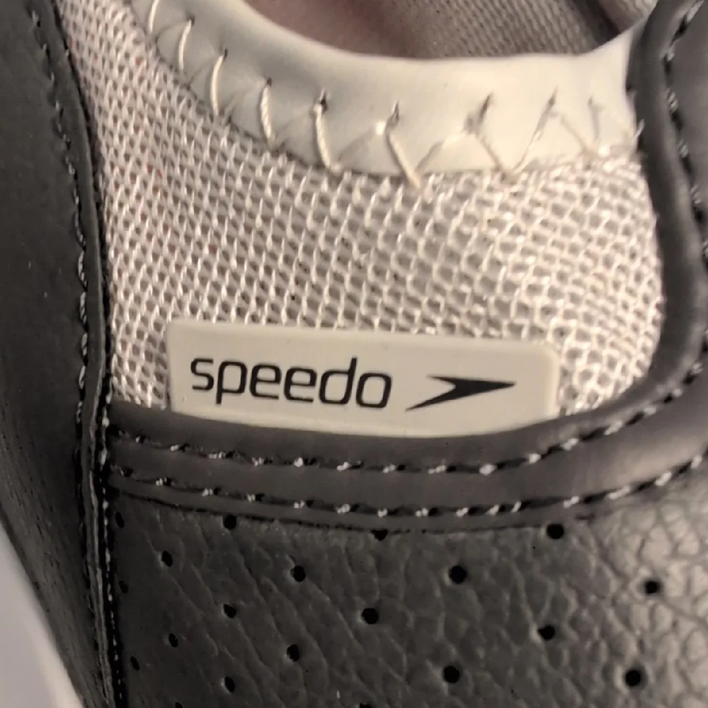 Speedo Starboard Slip On Water Shoes Sneakers Size Medium 9-10